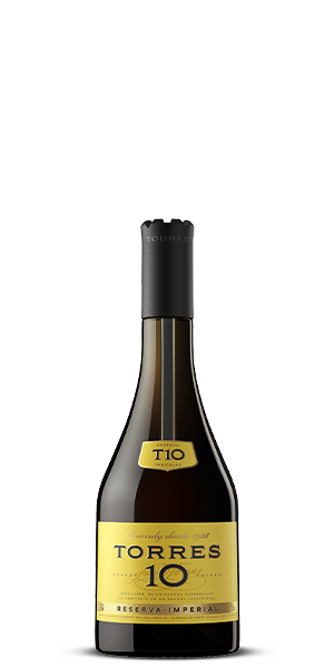 Torres-10-Gran-Reserva-Imperial-Brandy-shadow.png