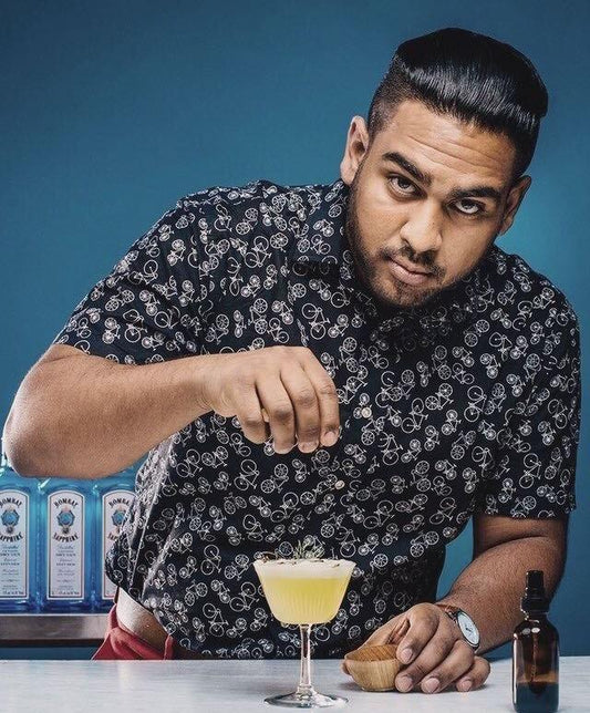 The Curious Eleven with Luis Hernández