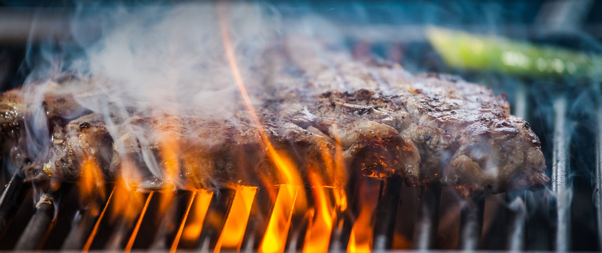 BBQ meat grilling 