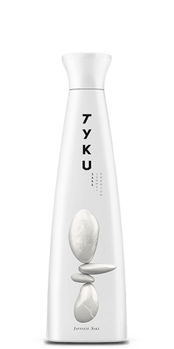 TYKU Junmai Sake (720mL)
